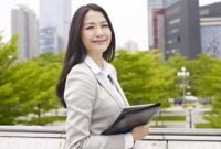 Cara Pasang Foto Formal di CV Lamaran Kerja yang Benar