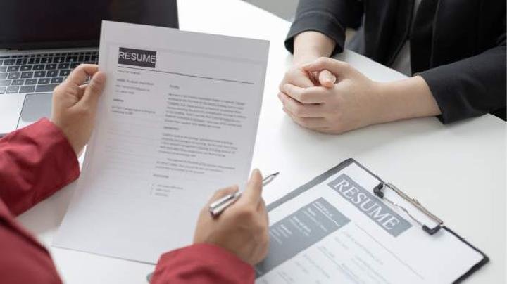 Tips Menulis Pengalaman Organisasi di CV Bagi Lulusan Baru