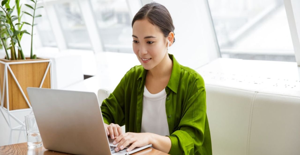 Tips Riset Profil Perusahaan Sebelum Datang Wawancara Kerja